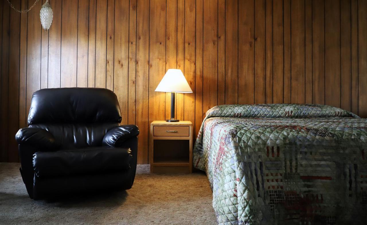 Big Sky Motel Roundup 外观 照片