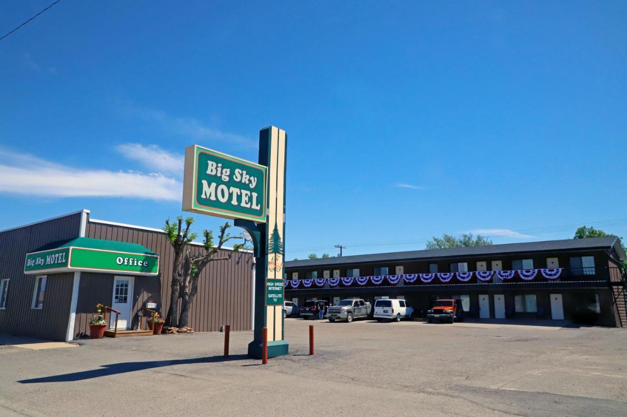 Big Sky Motel Roundup 外观 照片